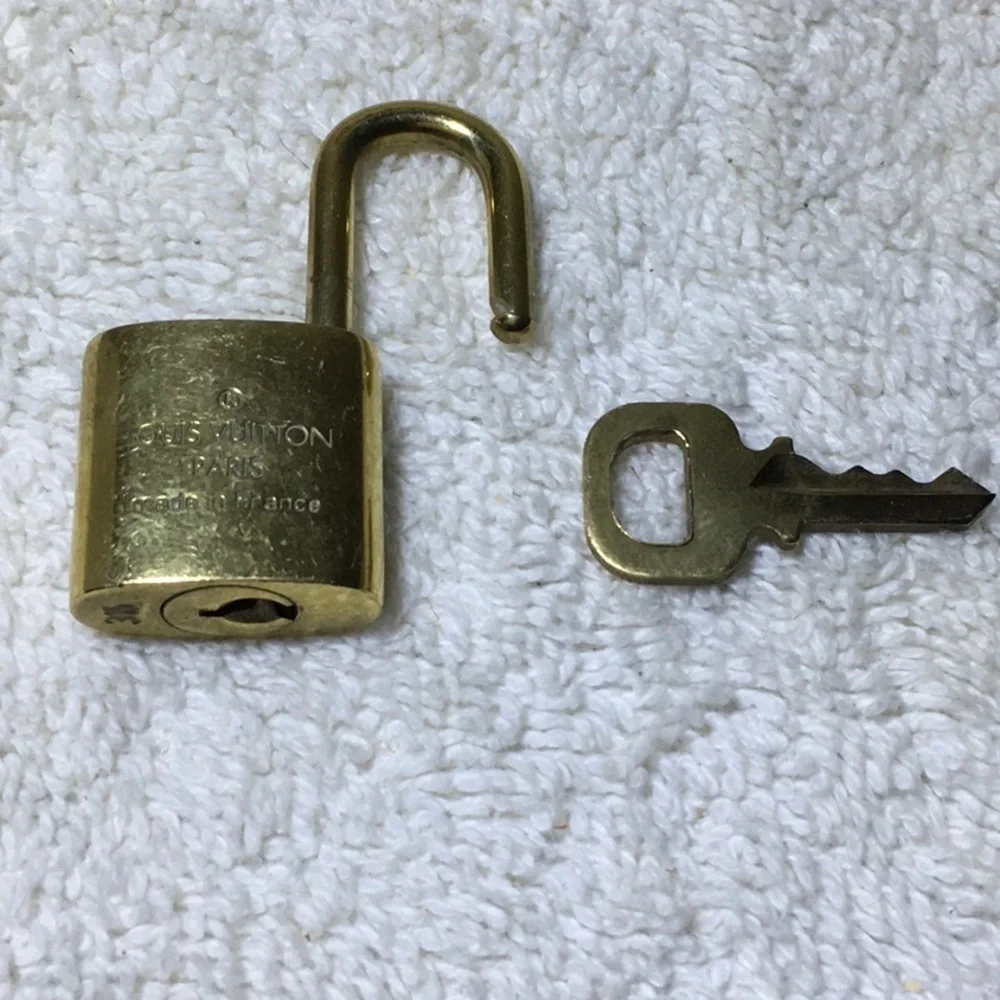 Louis Vuitton Brass '315' Padlock in Goldtone with Goldtone Key